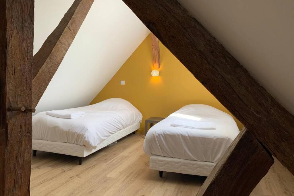Apartament Le Cheval Bixio Beaune  Zewnętrze zdjęcie