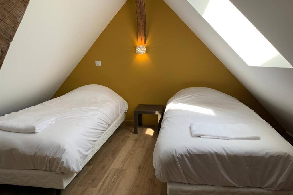 Apartament Le Cheval Bixio Beaune  Zewnętrze zdjęcie